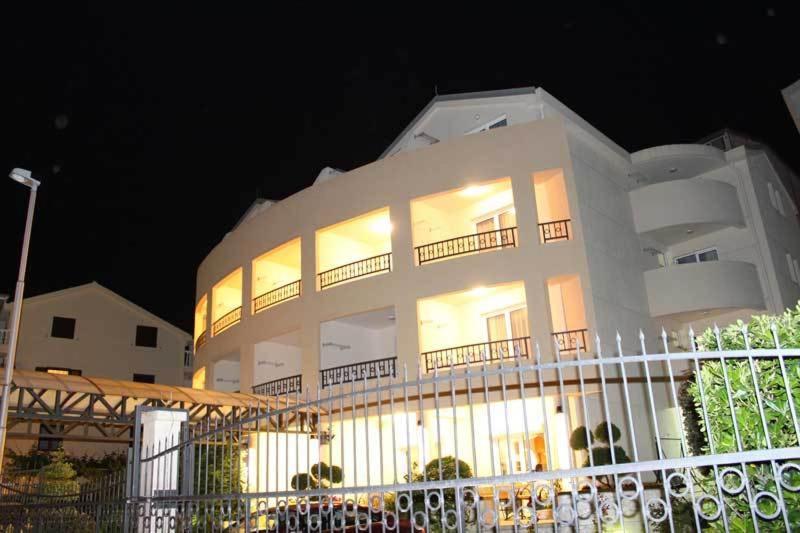 Apartmani Mirenza Budva Extérieur photo
