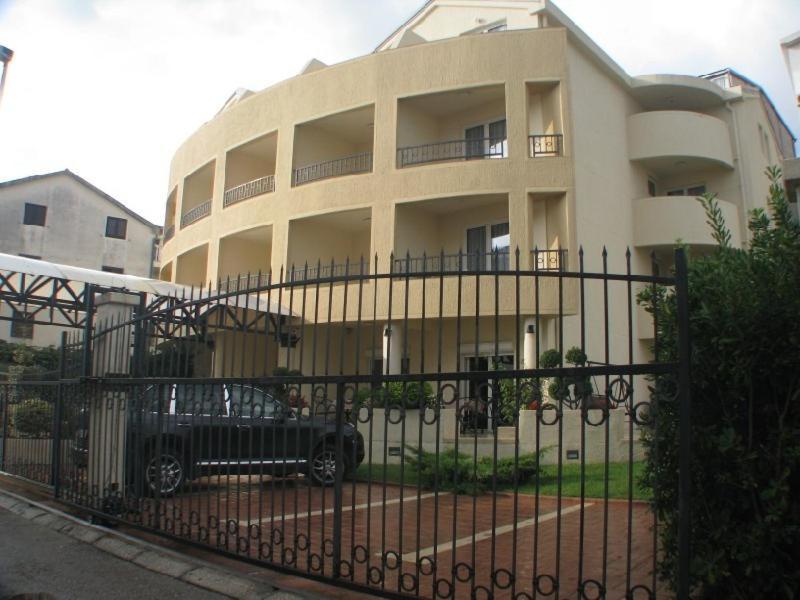 Apartmani Mirenza Budva Extérieur photo