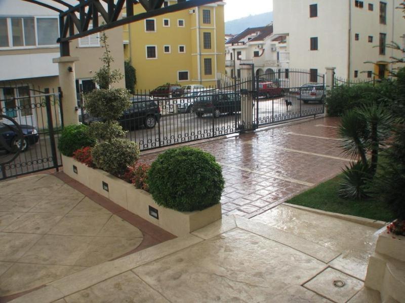 Apartmani Mirenza Budva Extérieur photo